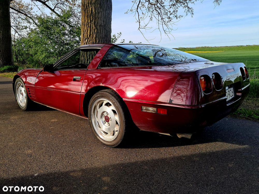 Chevrolet Corvette 5.7 - 24