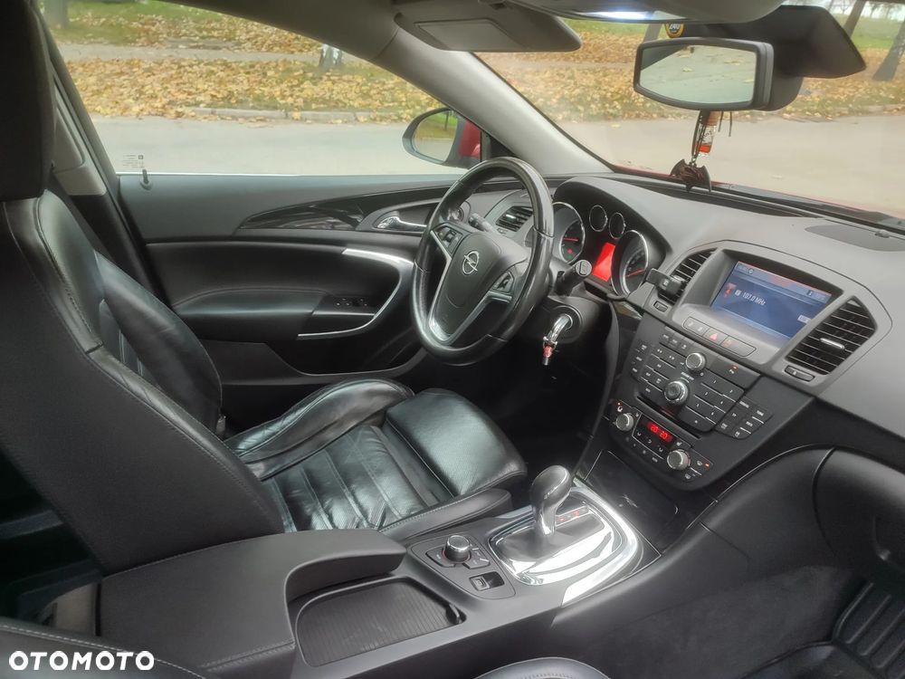 Opel Insignia - 10