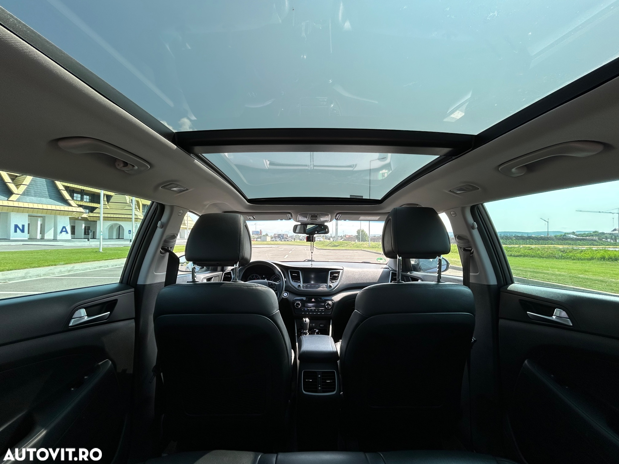Hyundai Tucson 2.0 CRDI 4WD Automatik Premium - 10