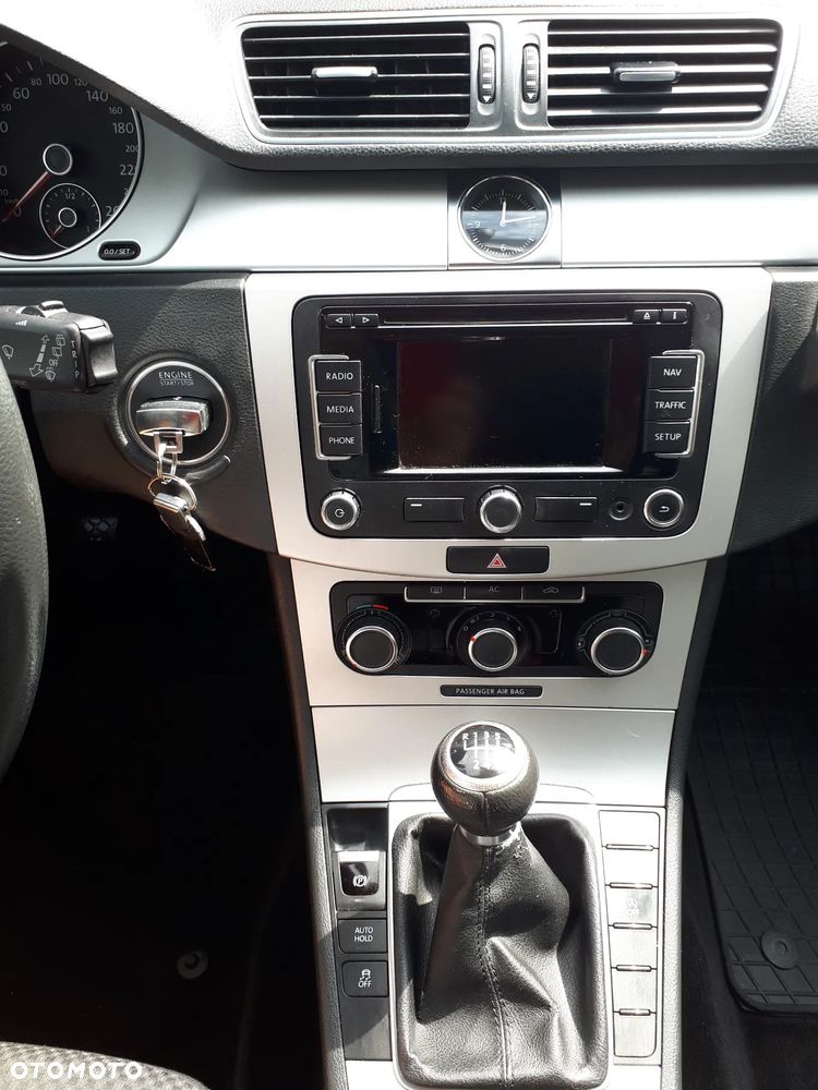 Volkswagen Passat Variant 2.0 Blue TDI SCR Trendline - 10