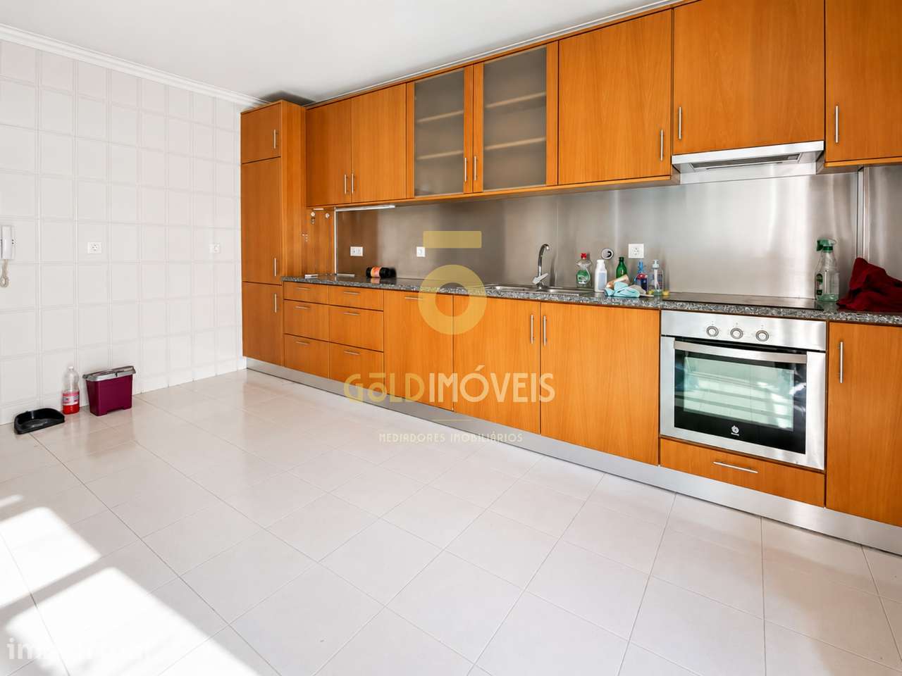 Apartamento T3 Arrendamento em Oliveira de Azeméis, Santiago de Riba-U - Grande imagem: 2/19