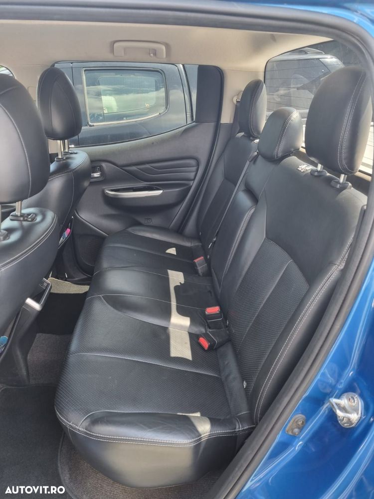 Mitsubishi L200 Double Cab 2.2 DI-D A/T Intense - 7