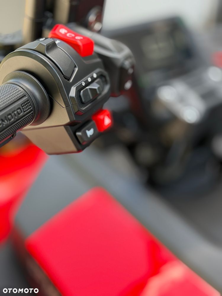 CFMoto CForce - 4