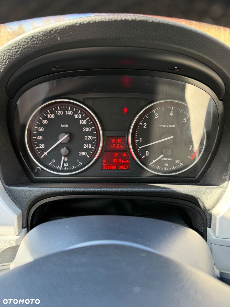 BMW Seria 3 325i Edition Lifestyle - 8