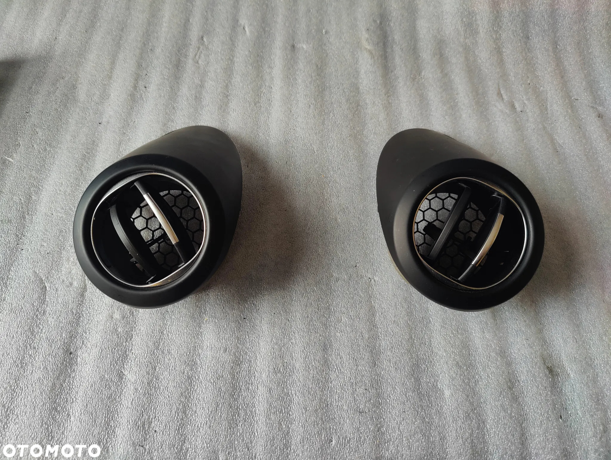 RENAULT ZOE II KRATKI KRATKA NAWIEWU LEWA PRAWA 687622395R 687636641R - 2