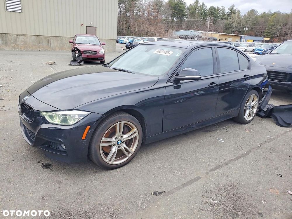 BMW Seria 3 330i xDrive M Sport - 1