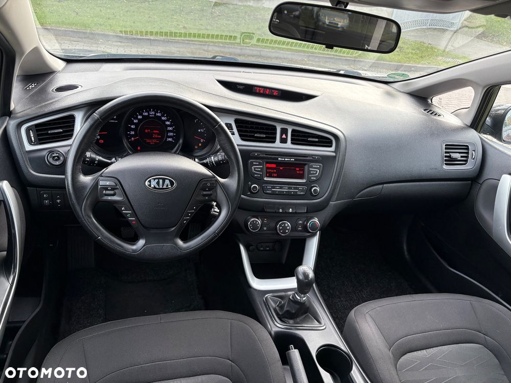 Kia Ceed 1.4 CVVT - 11