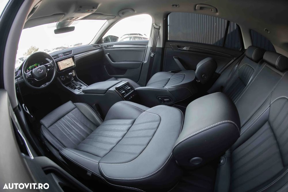Skoda Superb 2.0 TDI 4X4 DSG Style - 6