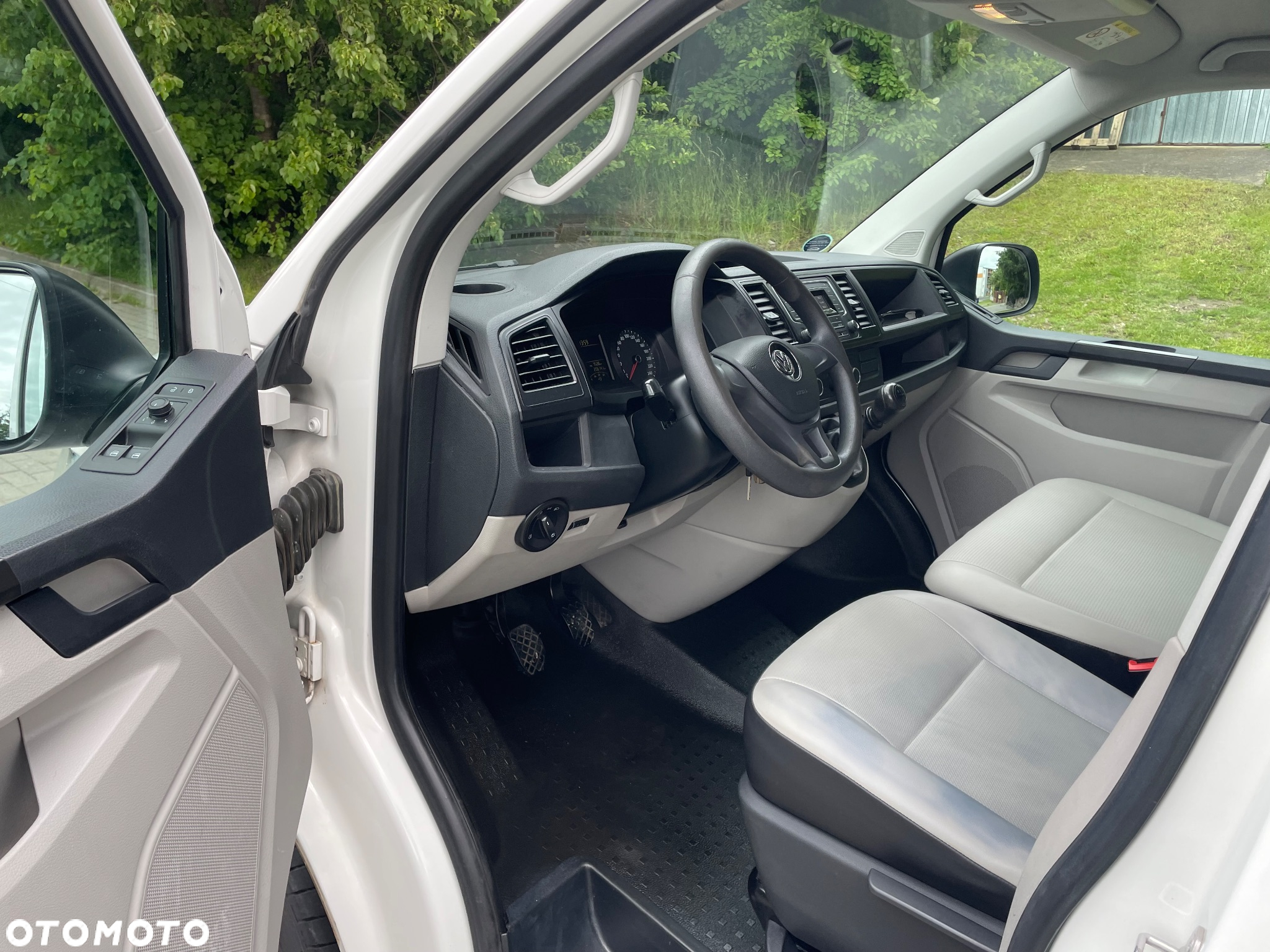 Volkswagen Transporter T6 - 10