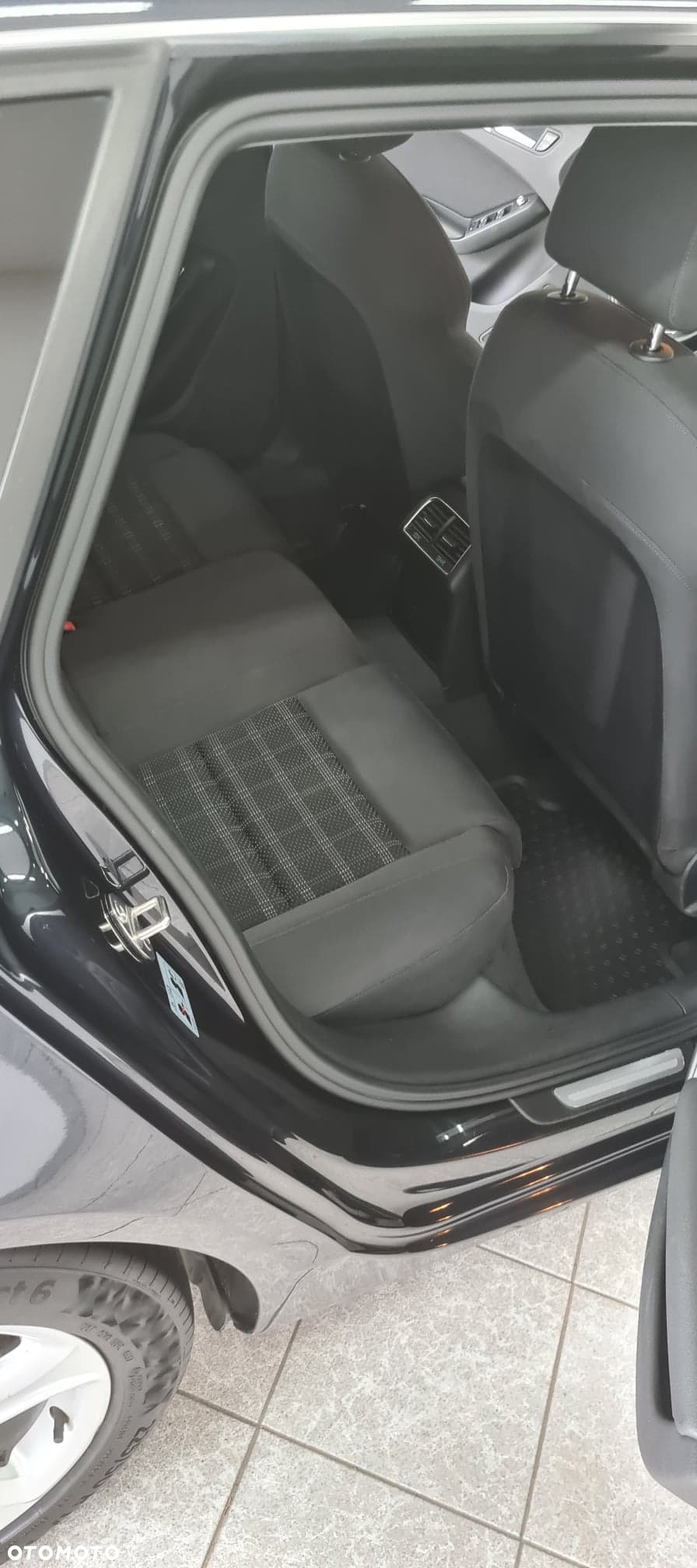 Audi A4 2.0 TDI Quattro Line - 10