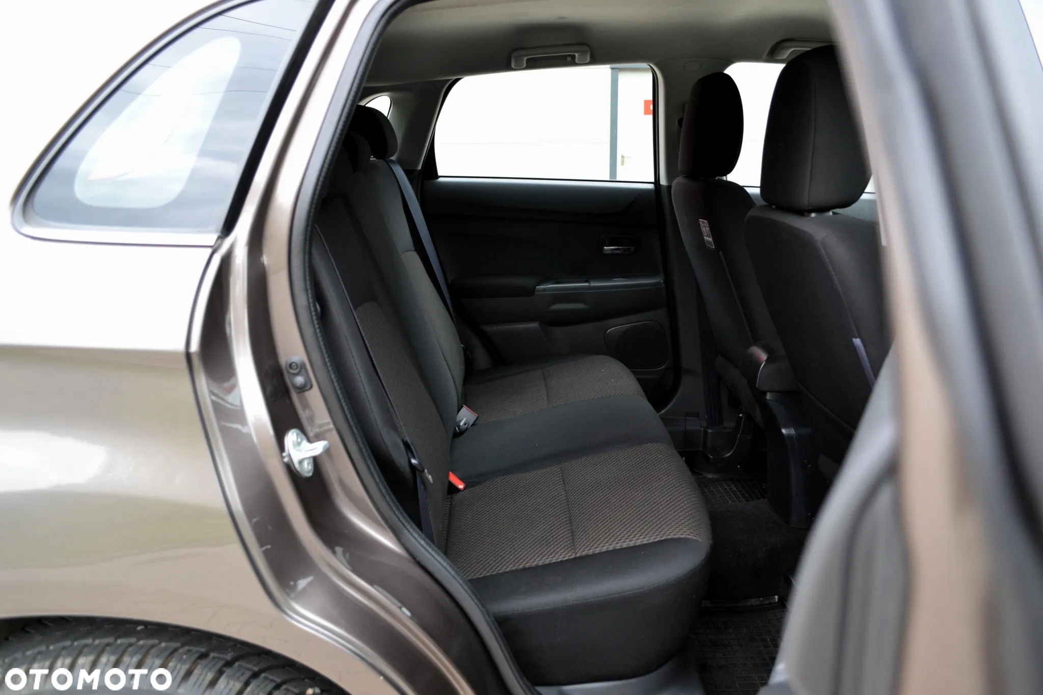 Mitsubishi ASX 1.6 Inform EU6 - 12