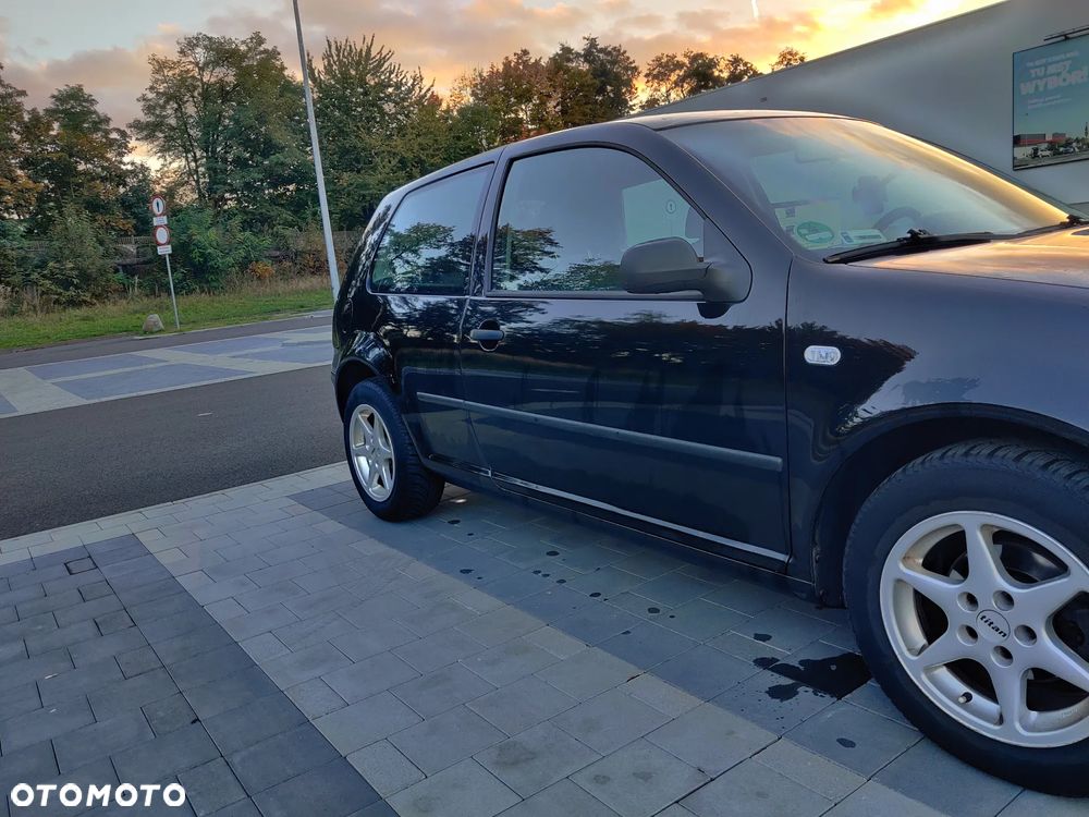 Volkswagen Golf - 11