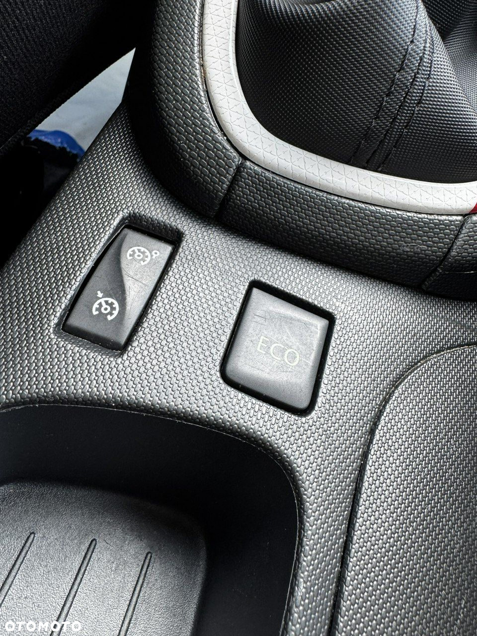 Renault Clio TCe 90 Luxe - 13