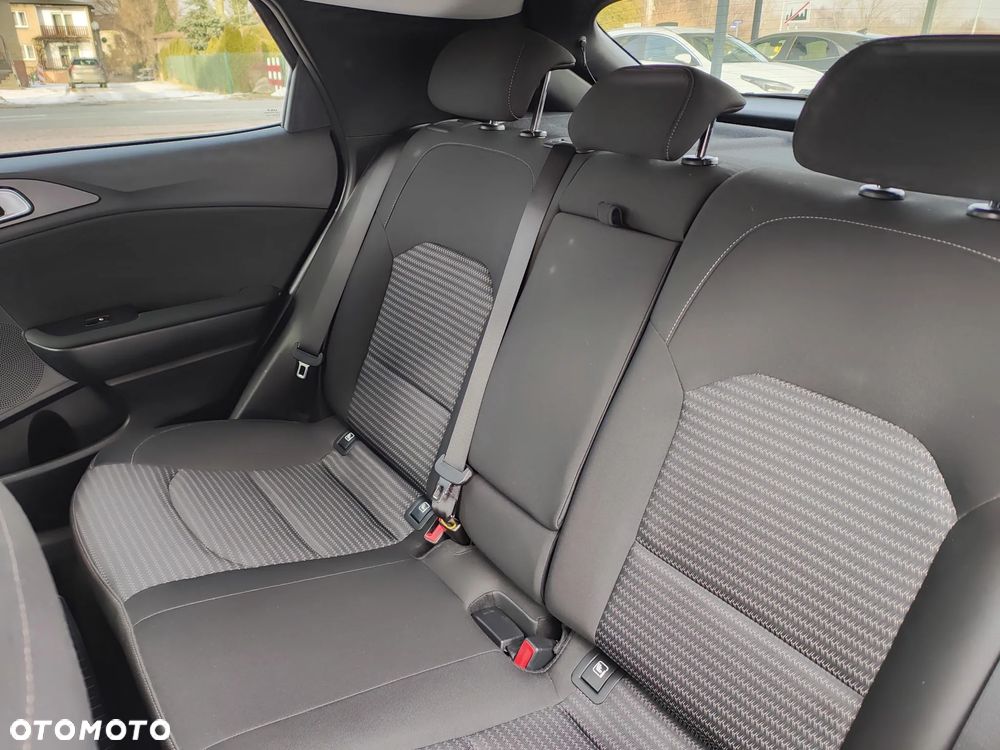 Kia XCeed 1.5 T-GDI M - 22