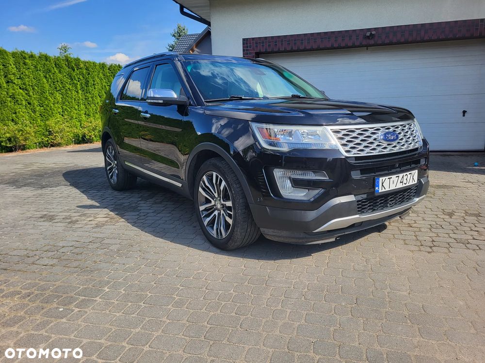 Ford Explorer - 1