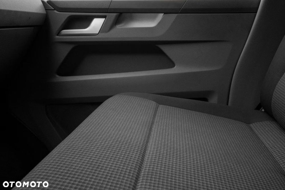 Volkswagen Transporter - 13