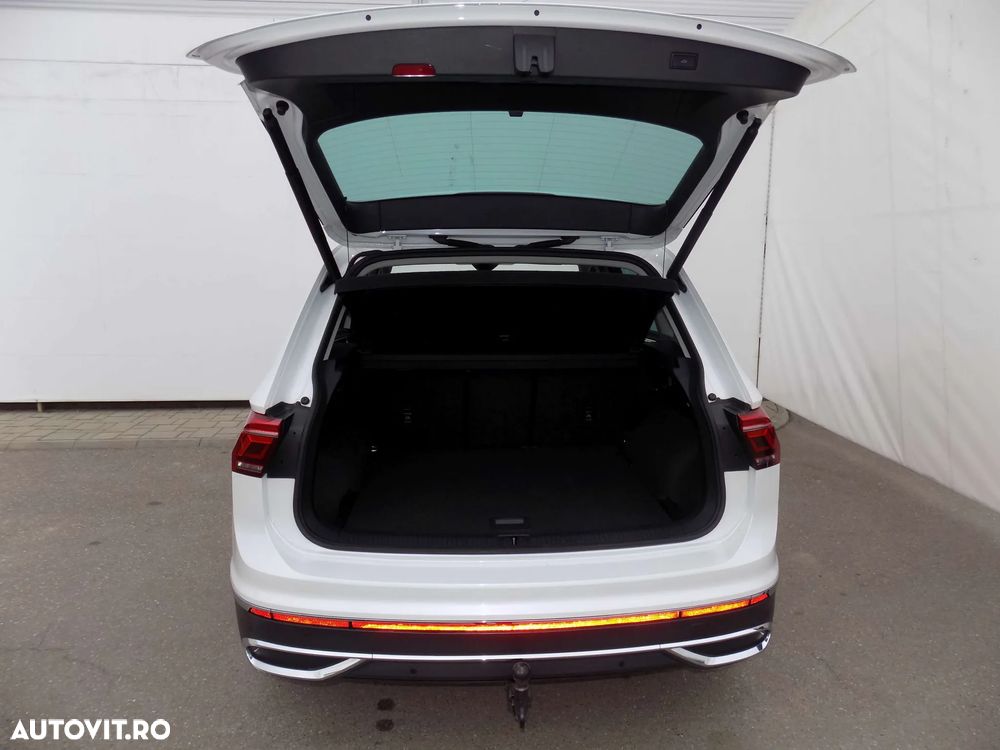 Volkswagen Tiguan 2.0 TDI SCR 4MOTION DSG Elegance - 33