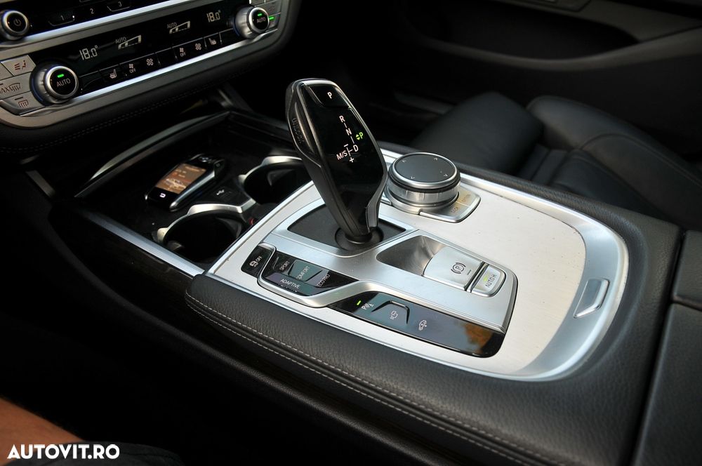 BMW Seria 7 740d xDrive MHEV - 6