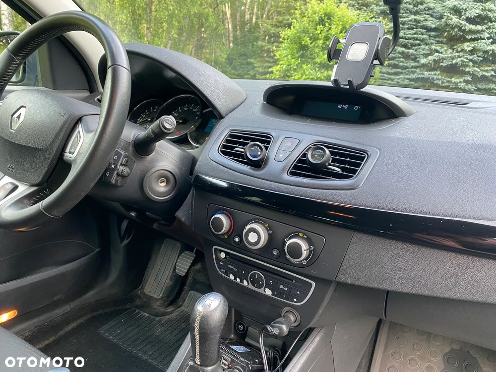 Renault Fluence 1.6 16V Color Edition - 21
