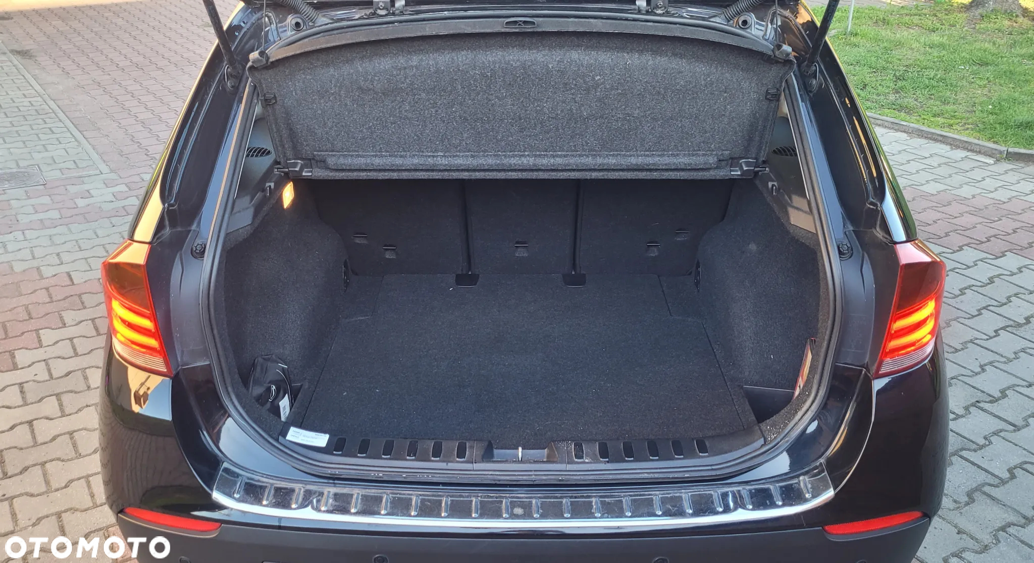BMW X1 sDrive18d - 11