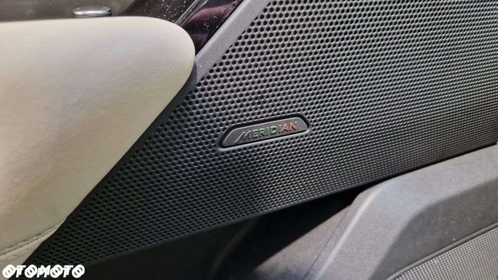 Land Rover Range Rover Velar D200 S - 12