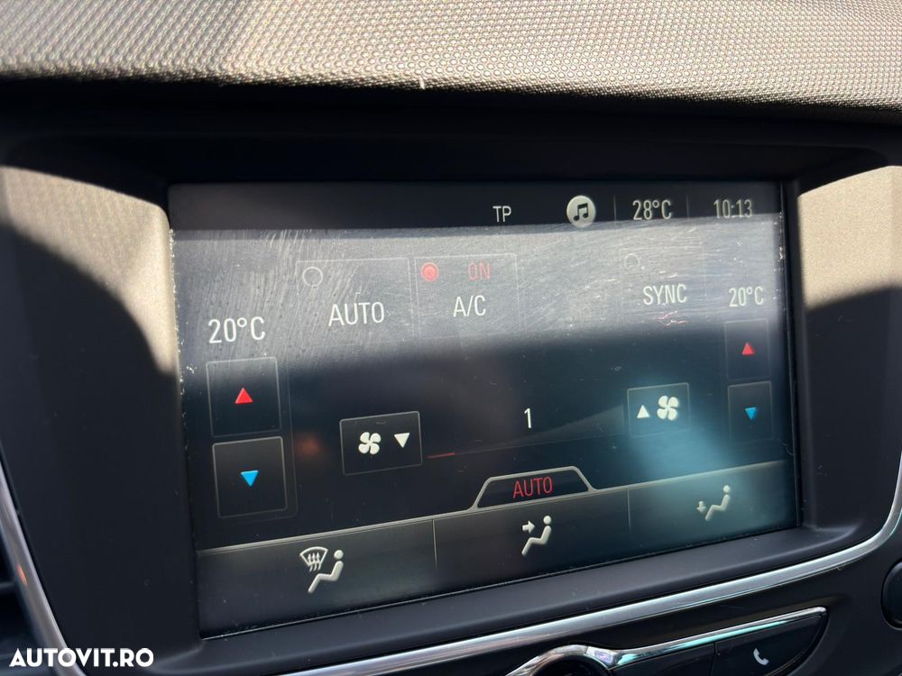 Opel Crossland - 26