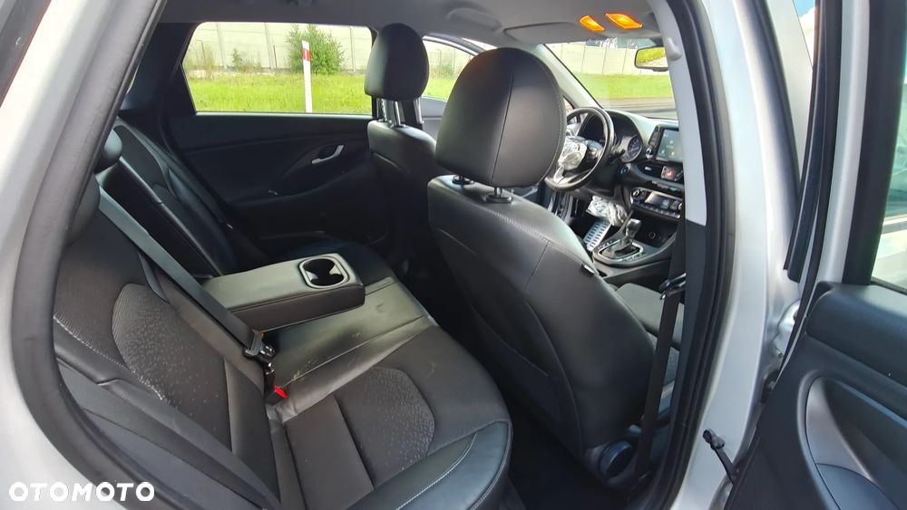 Hyundai i30 1.4 T-GDI DCT YES - 18