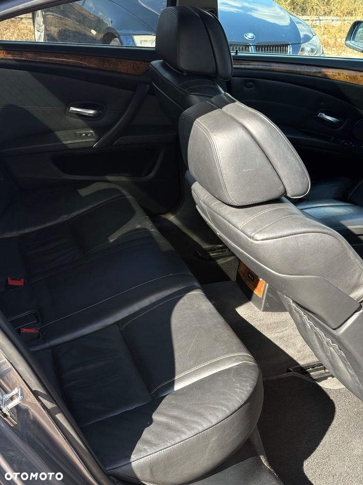 BMW Seria 5 525d Edition Exclusive - 13