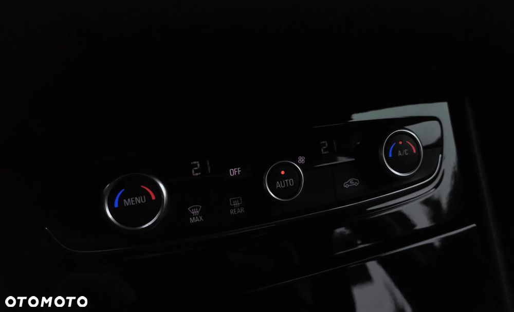 Opel Grandland X 1.2 T Enjoy S&S - 15