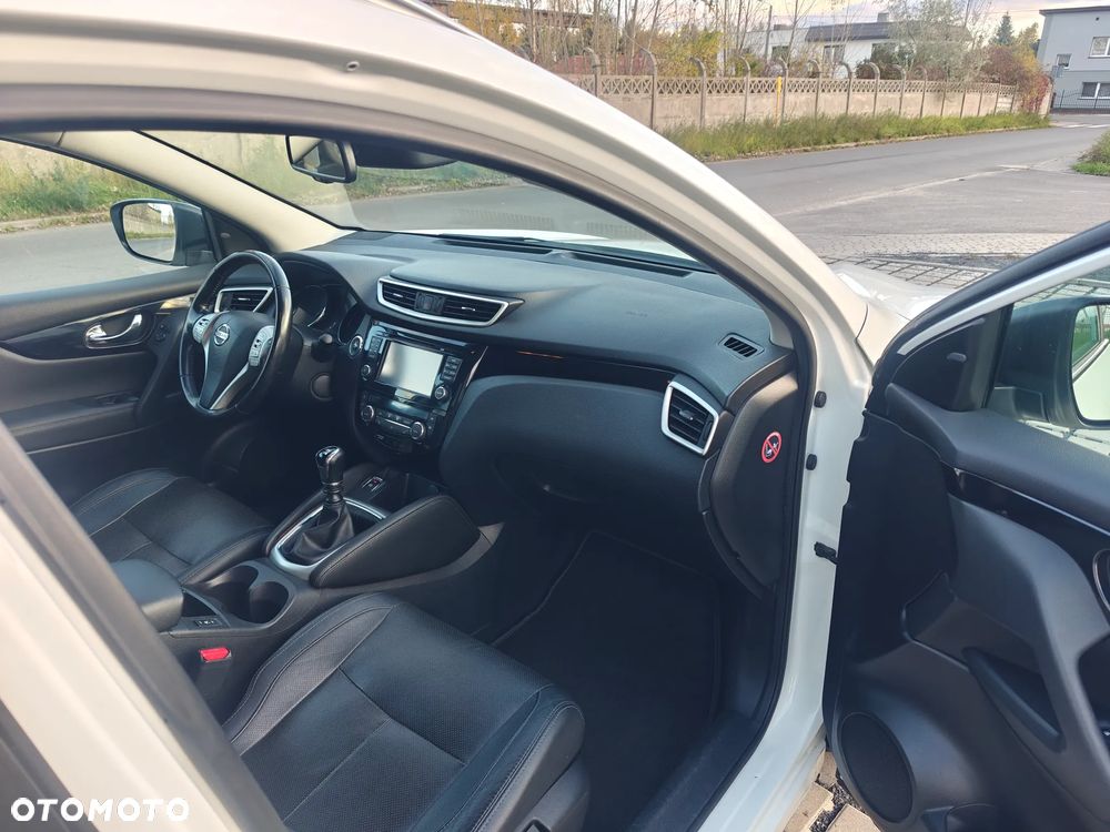 Nissan Qashqai 1.2 DIG-T Tekna - 16