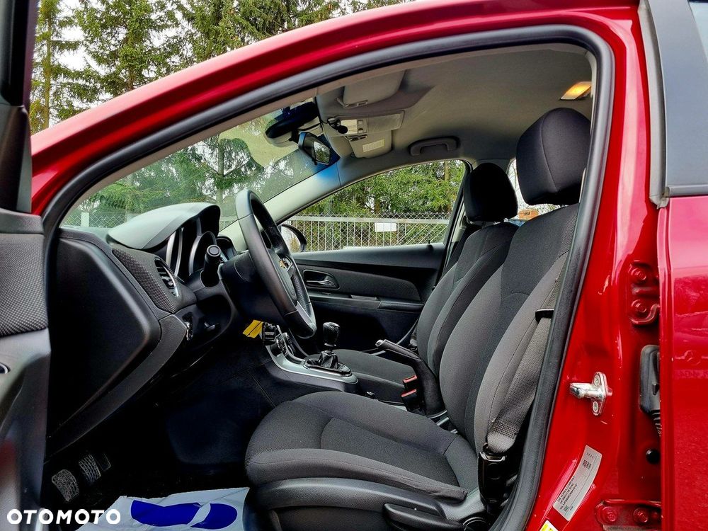 Chevrolet Cruze 1.8 LS - 9