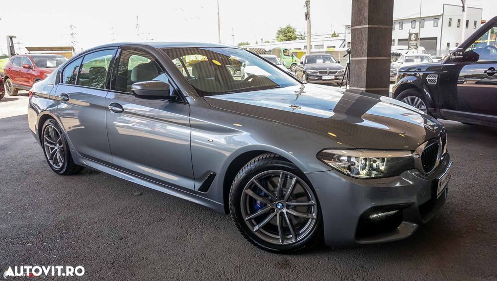 BMW Seria 5 530i xDrive AT - 33
