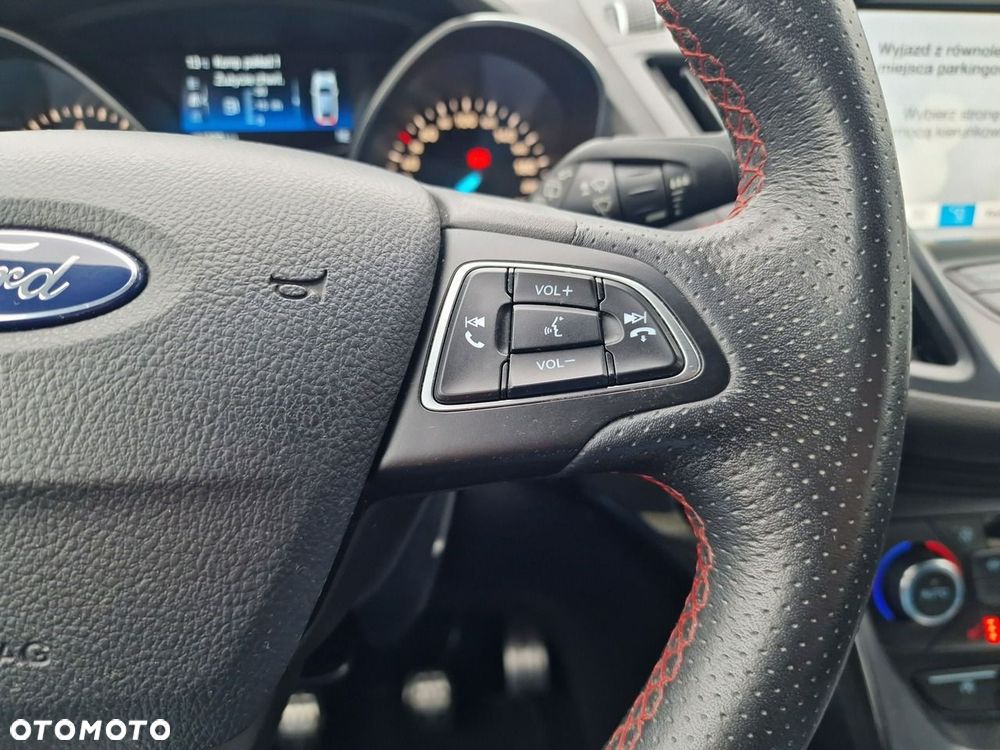 Ford Kuga 1.5 EcoBoost FWD ST-Line - 21