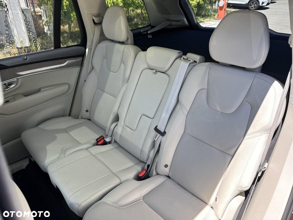Volvo XC 90 - 10