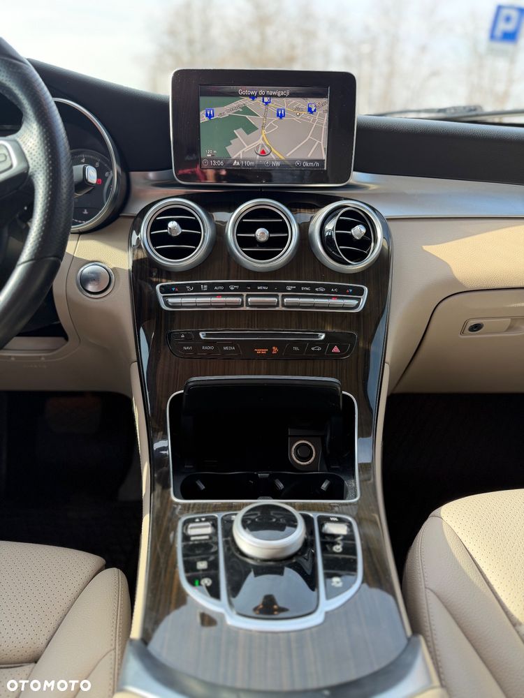 Mercedes-Benz GLC - 17