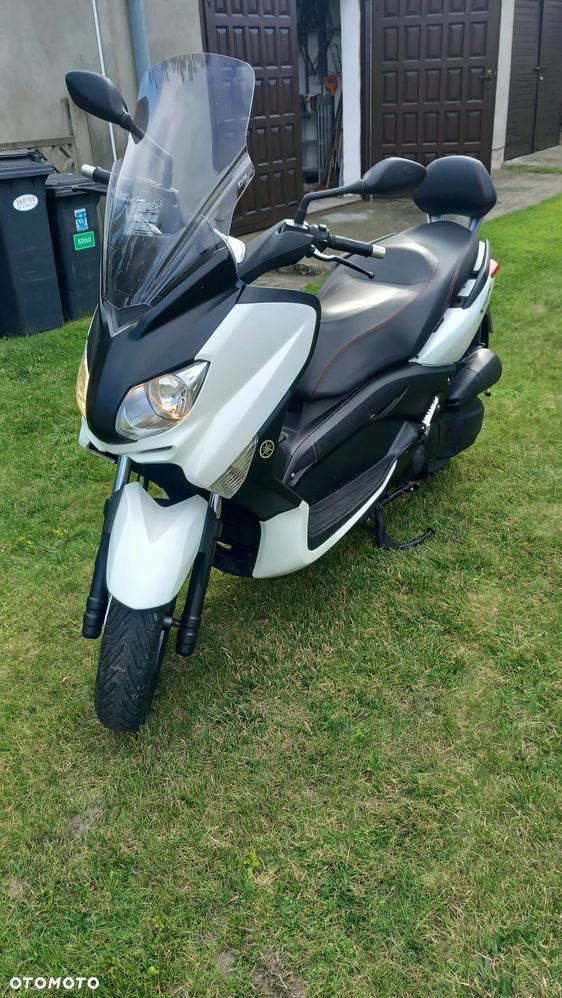 Yamaha X-max - 7
