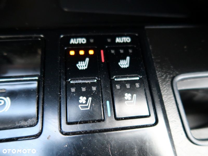 Lexus RX 450h F-Impression - 25