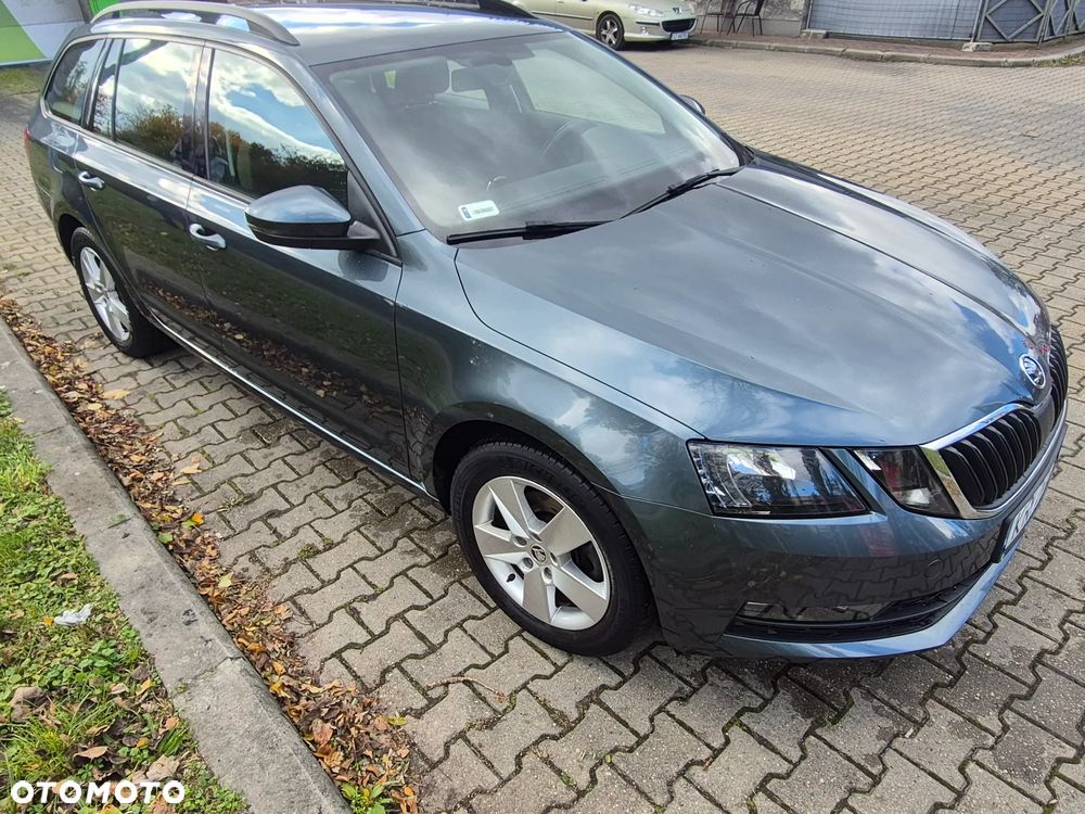 Skoda Octavia 1.5 TSI ACT Ambition - 4