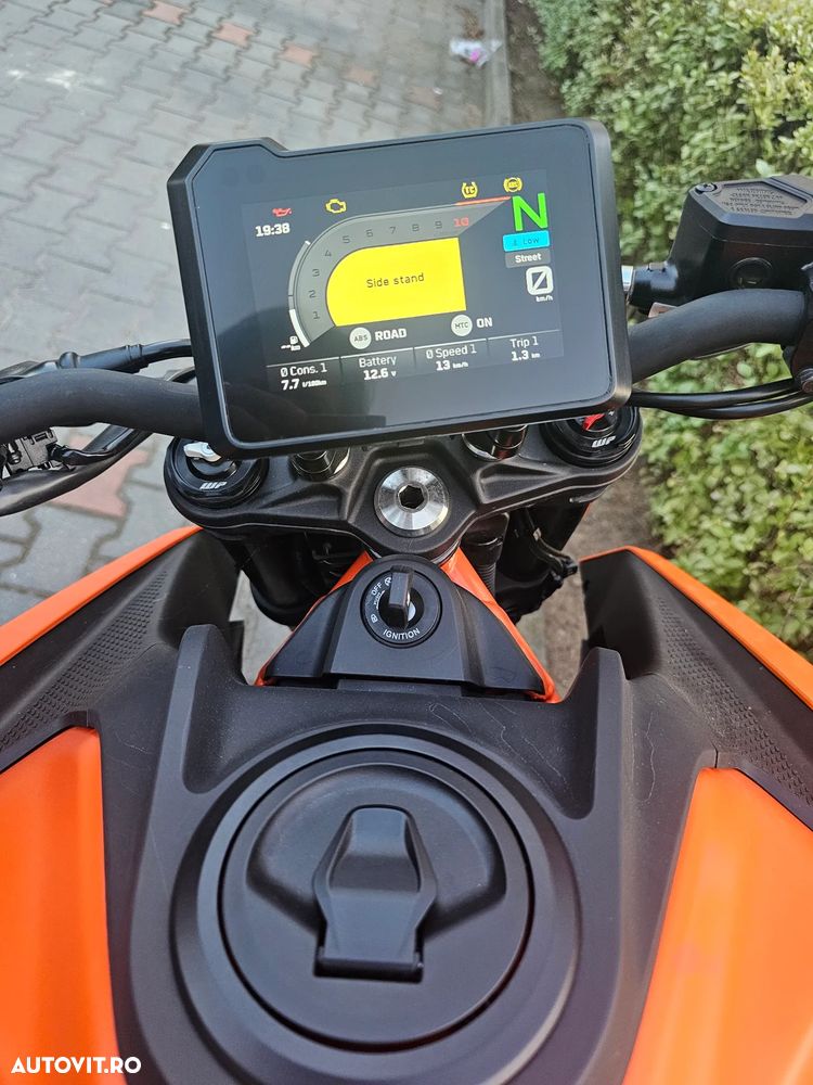 KTM 390 Duke - 5
