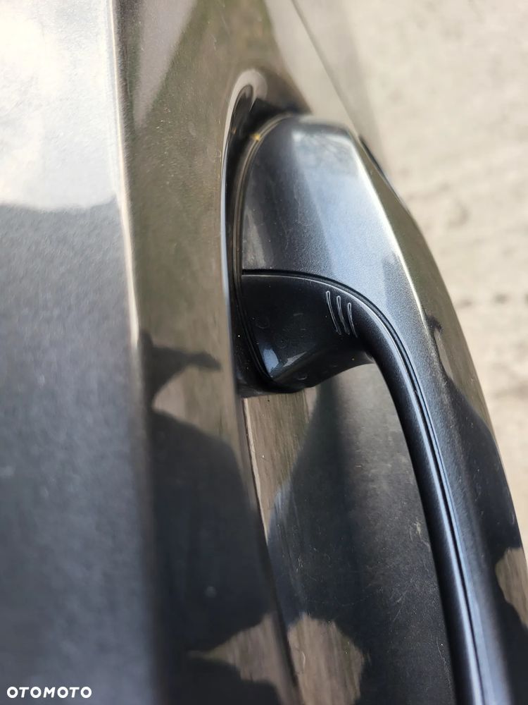 BMW Seria 3 330i Sport Line - 14