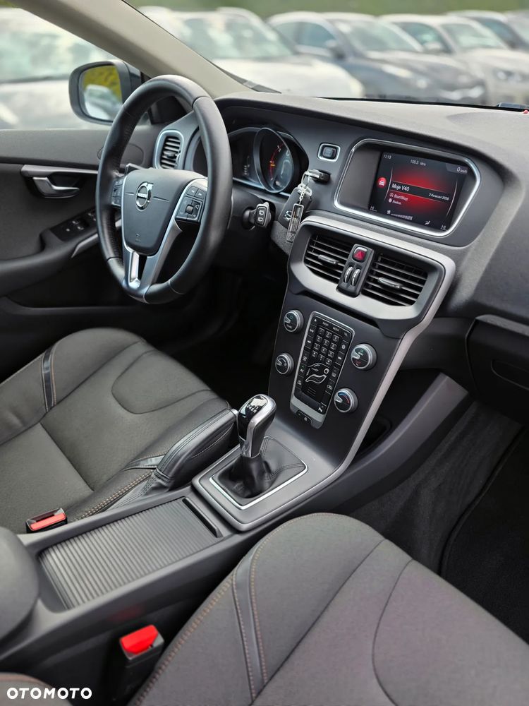 Volvo V40 D2 Drive-E Summum - 31