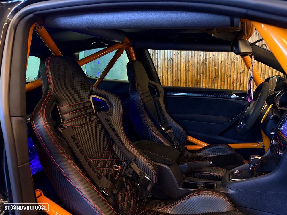 VW Golf 2.0 GTI DSG - 33