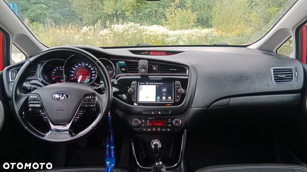 Kia Ceed - 19