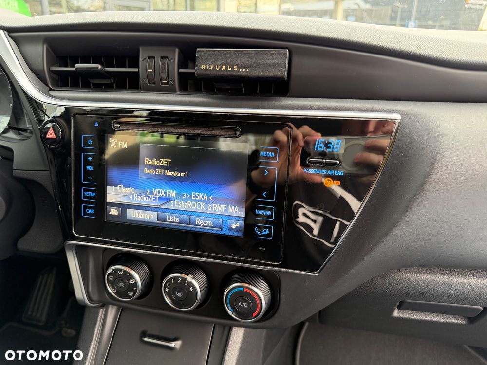 Toyota Corolla 1.33 Active EU6 - 13