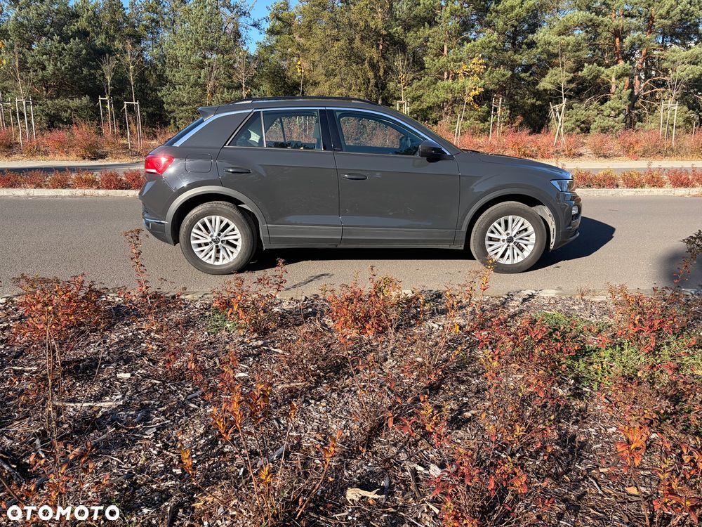 Volkswagen T-Roc 2021 photo 3