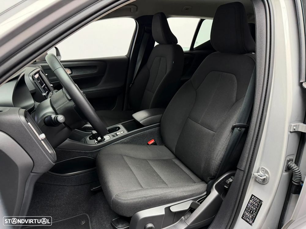 Volvo XC 40 1.5 T2 Essential Auto - 9