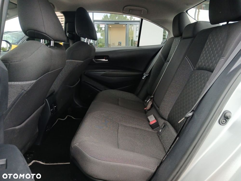 Toyota Corolla 1.8 Hybrid Comfort - 16