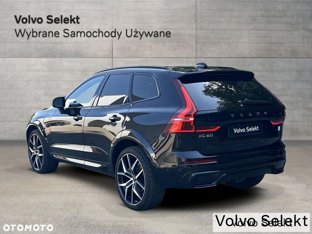 Volvo XC 60 - 4