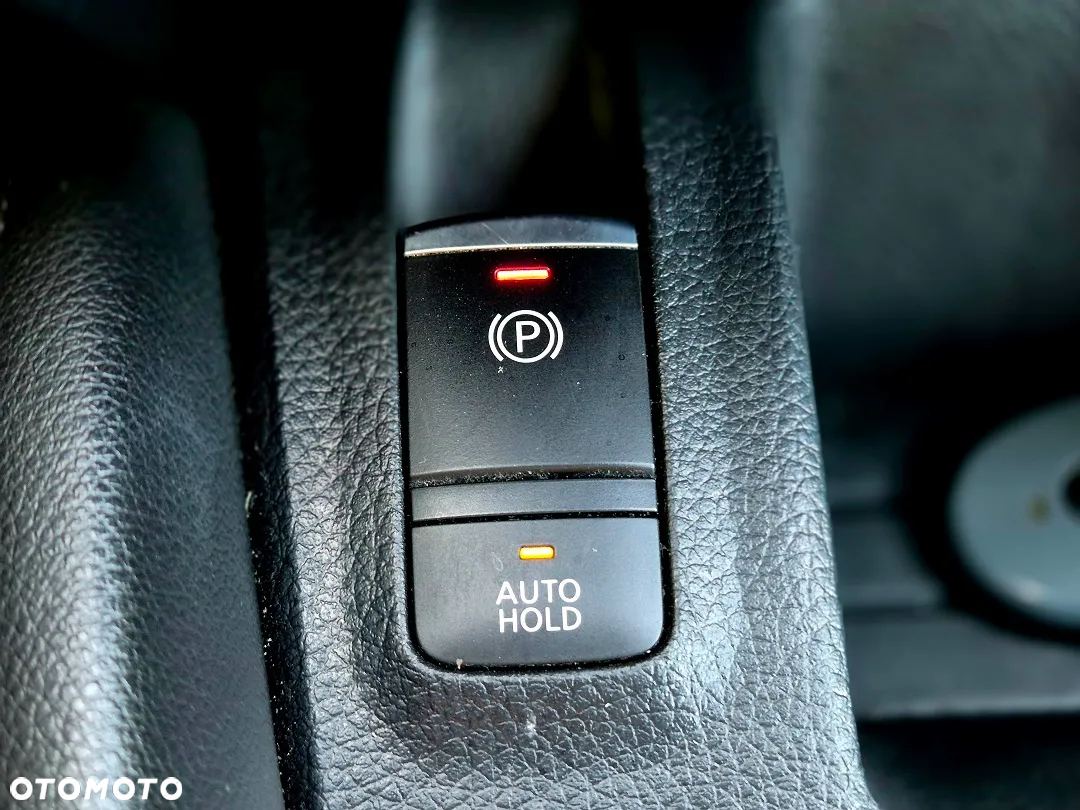 Nissan Qashqai 1.6 DIG-T N-Connecta - 22