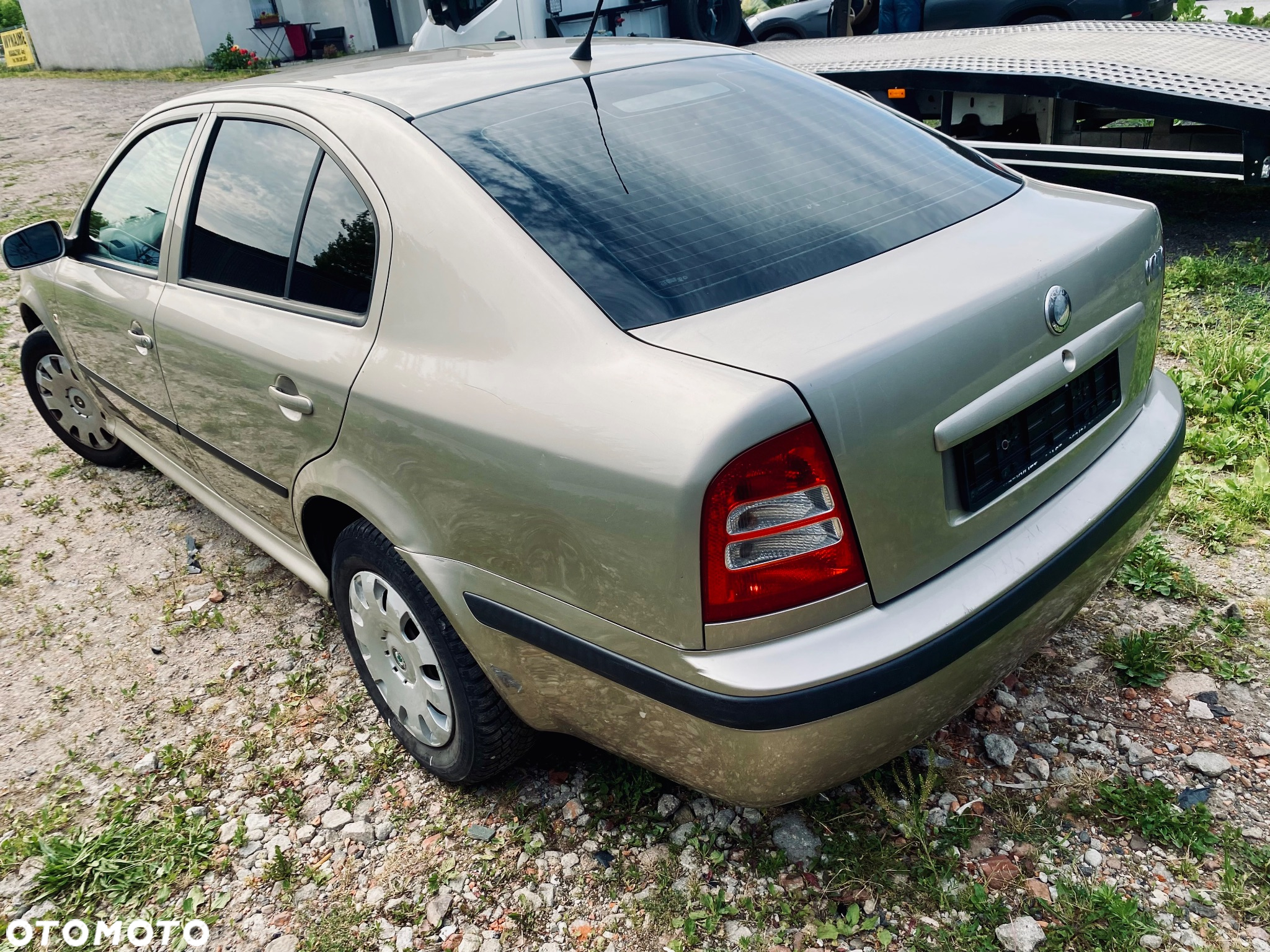 Skoda Octavia 1.4 Ambiente - 25